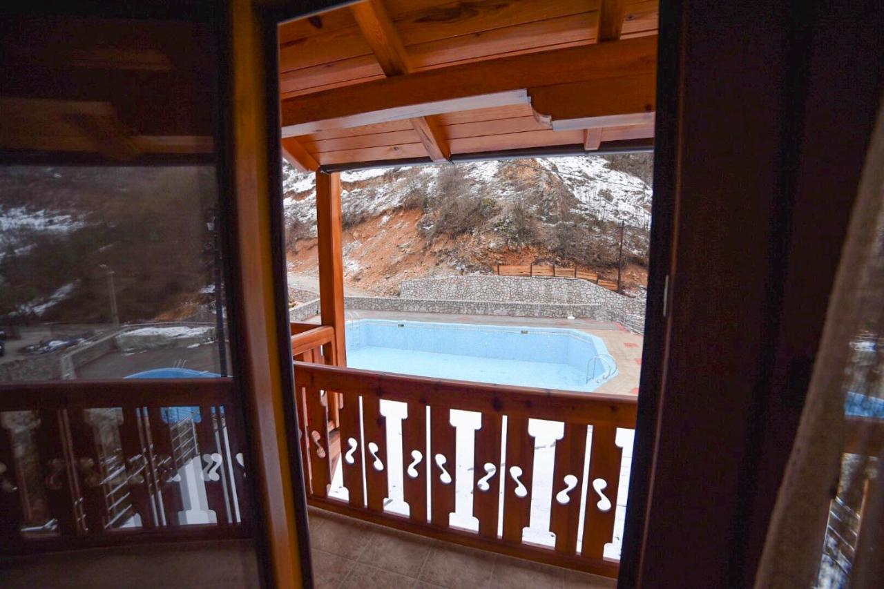 Villa Izvor Bazeni Vrela à Užice Extérieur photo