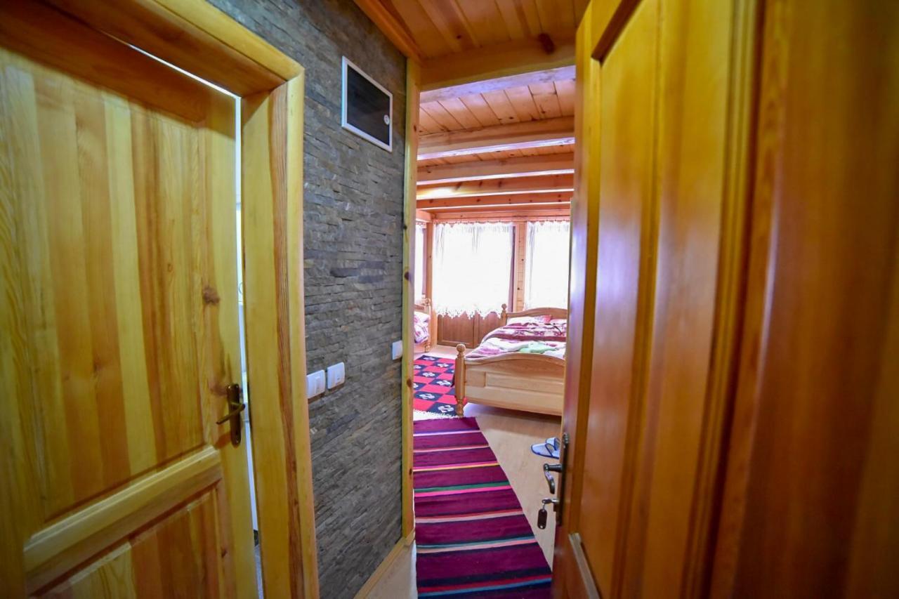 Villa Izvor Bazeni Vrela à Užice Extérieur photo