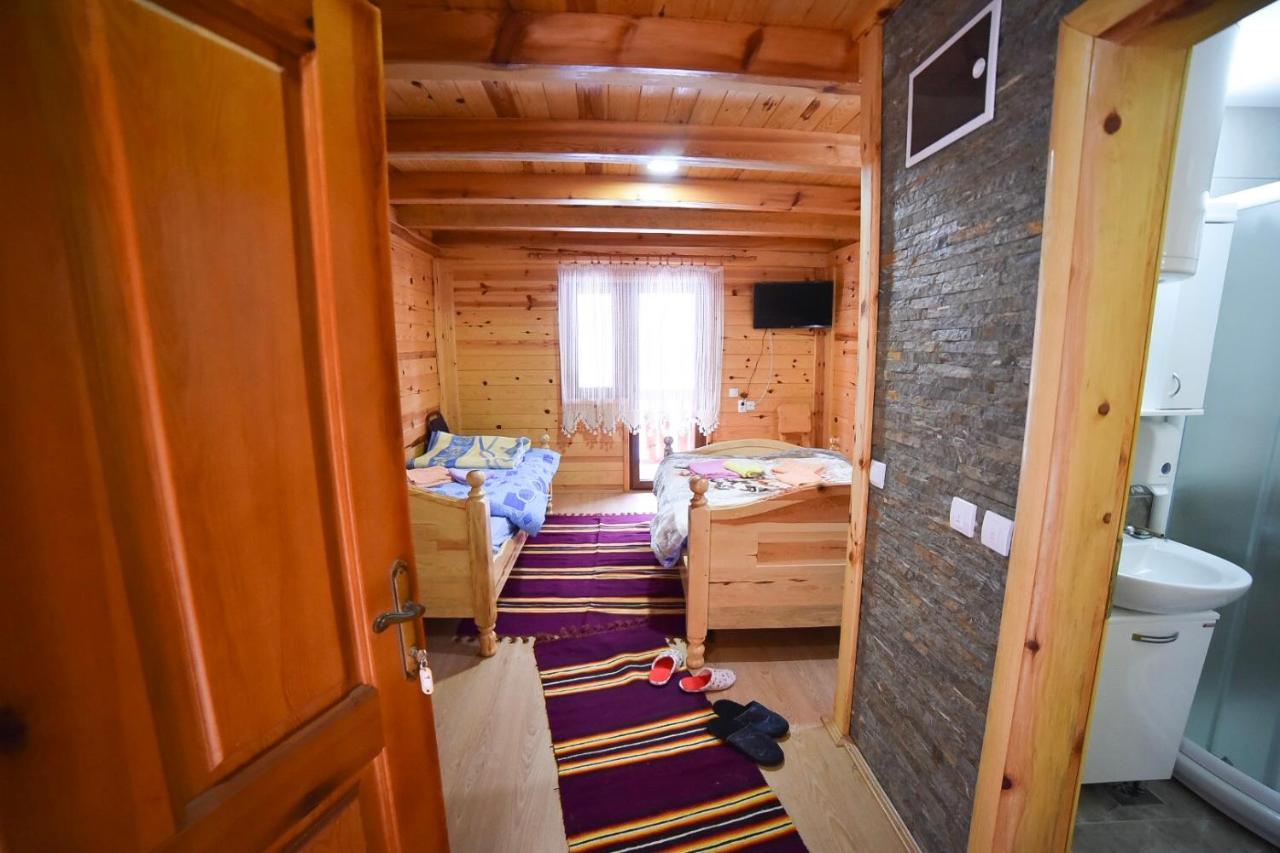 Villa Izvor Bazeni Vrela à Užice Extérieur photo